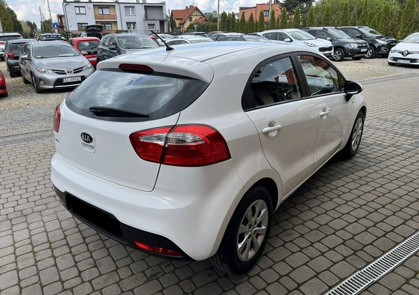 Kia Rio cena 27900 przebieg: 104000, rok produkcji 2012 z Poddębice małe 154